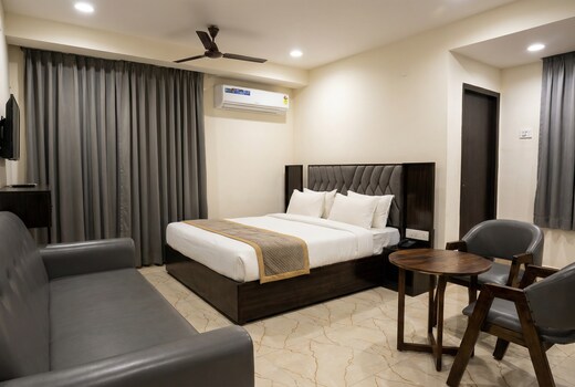 HOTEL PADMA VISTA