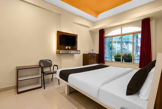 Collection O Dagdu Seth Ganpati Crossway Formerly Malwade Motels