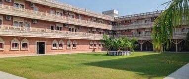 HOTEL RAJWADA PALACE