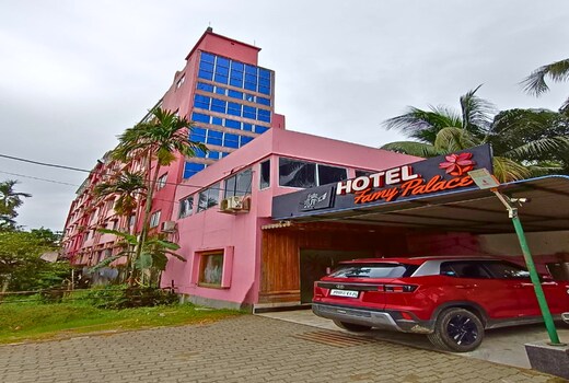 Hotel Famy Palace