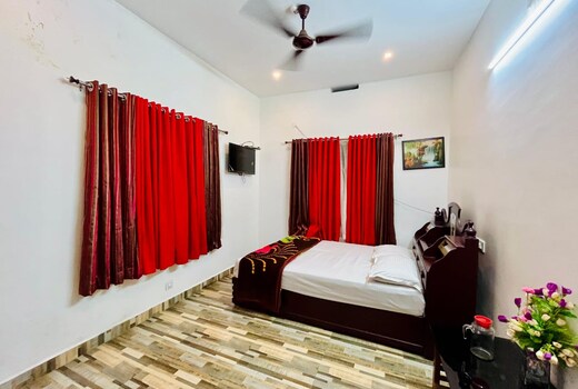 Tree Valley Homestay 5BH