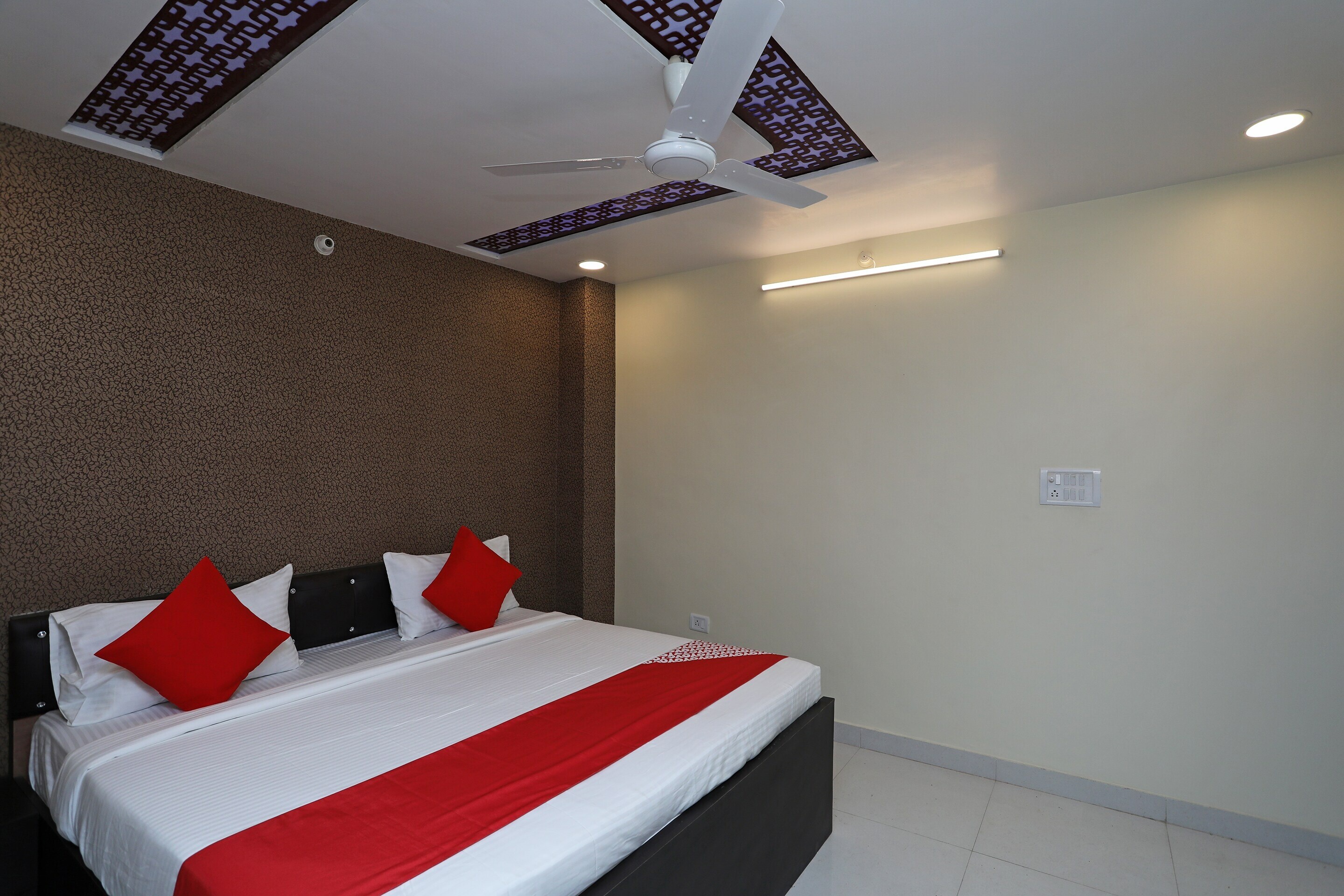 Super Hotel O Richa Grand