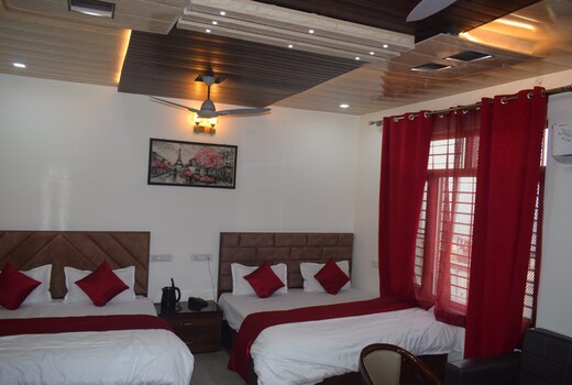 Hotel Shree Padam