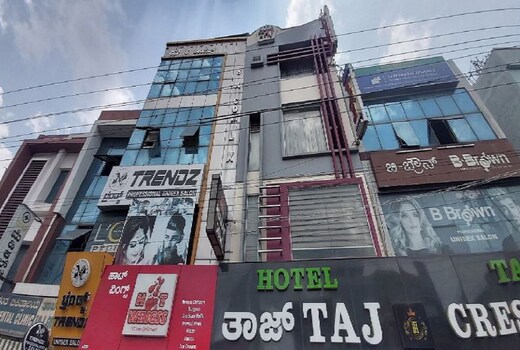 Hotel Taj