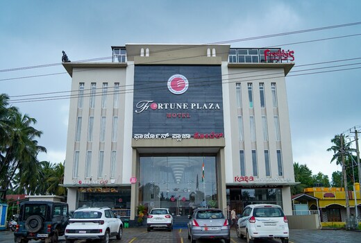 Fortune Plaza Hotel