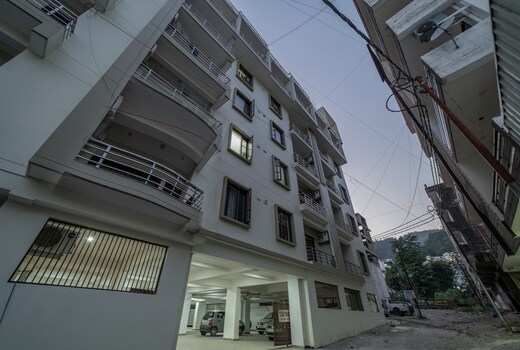 Blue Heart Home | 1BHK Luxury & Cosy Flat in Tapovan