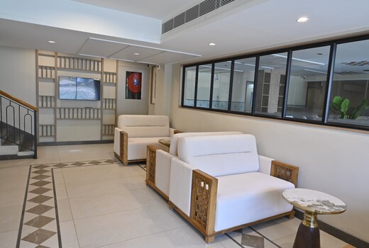 Hotel A1 Divya Inn