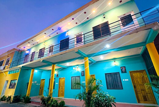 Sky Suite Residency
