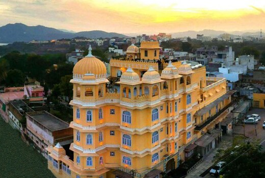Bloom Boutique | Lake Pichola