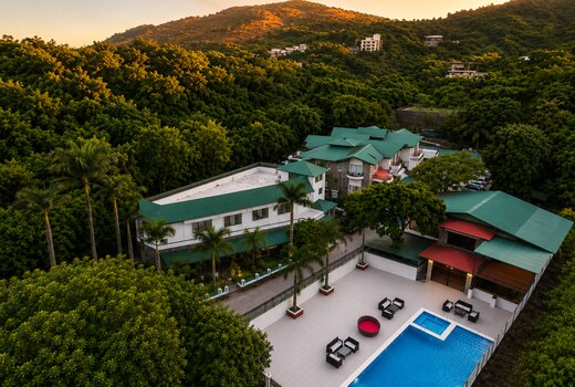 Velvet County Resort and SPA