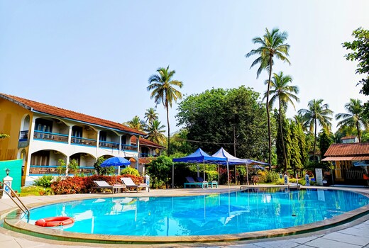Carina Beach Resort