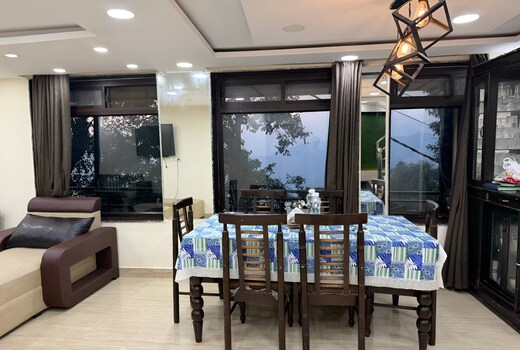 Rudhraksh Villa 4BR- Perfect Vacay Villa