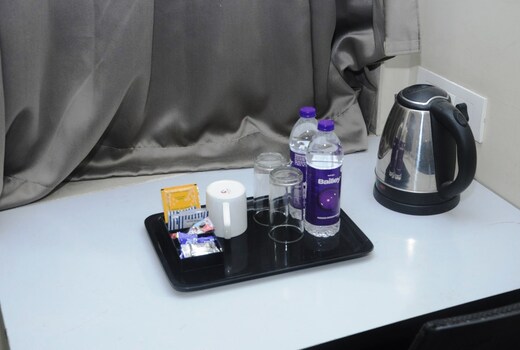 Housemate Superior Apartments in Kharadi