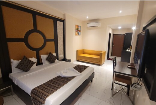 Avanse Millora Simran International, Raipur