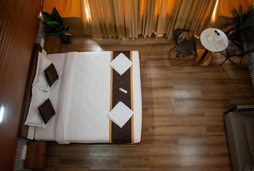 Nilara Hills-Premium A-Frame Cottage