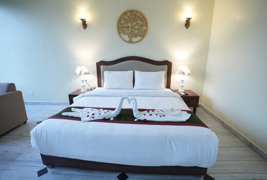Gautam Hotels and Resorts