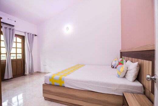 Pvr Deluxe Studio apartment