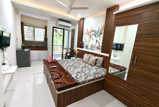 Aman Homes | Entire Studio Flats | Mahalaxmi Nagar