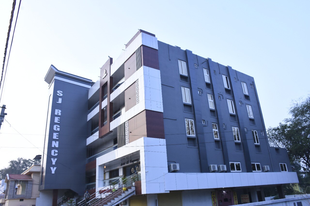 Hotel SJ Regencyy