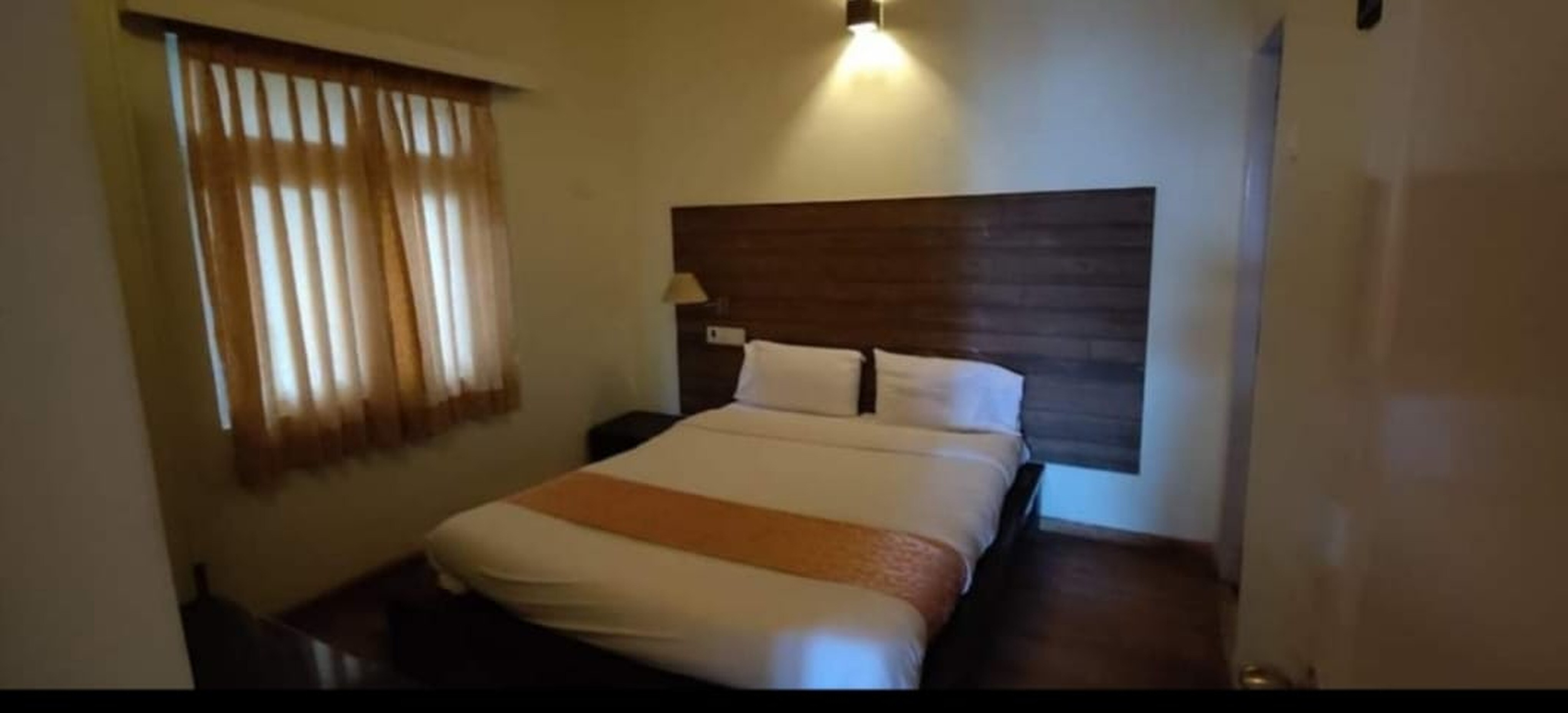 Hotel Spring Rose
