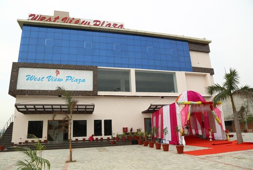 westviewplaza