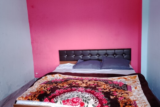 Raj Home Stay