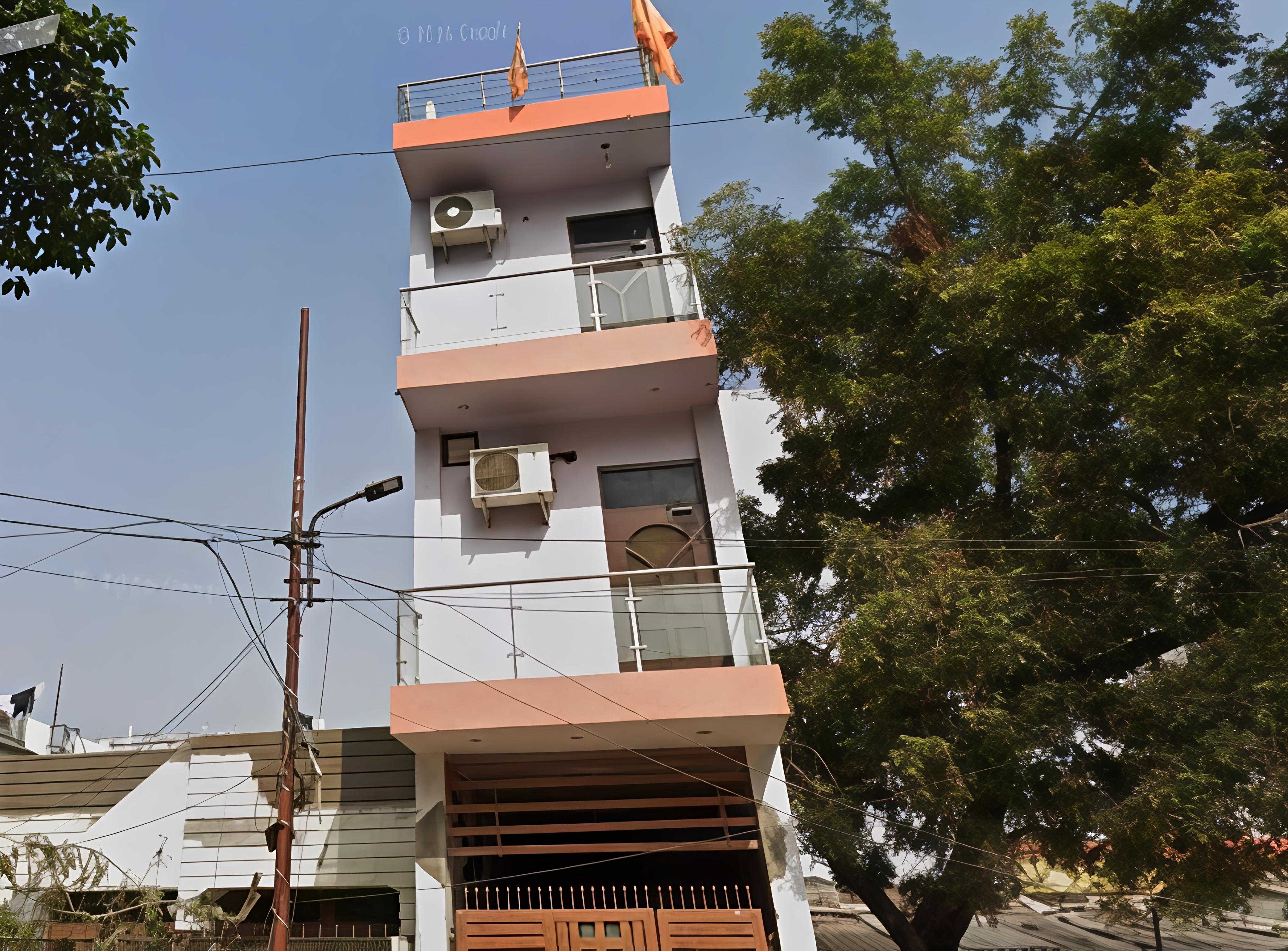 HOTEL O YASH ROYAL INN