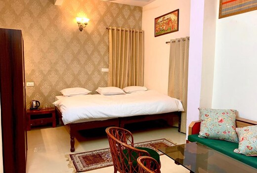 Hotel Karni Vilas