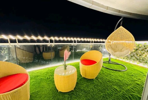 Supernova studio apartment