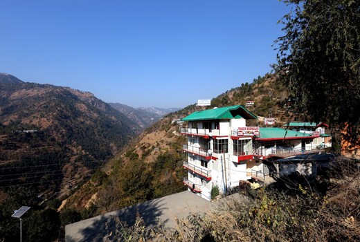 Thakur Home Stay Dhamechi