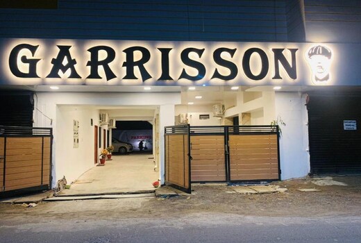 Garrisson Stays