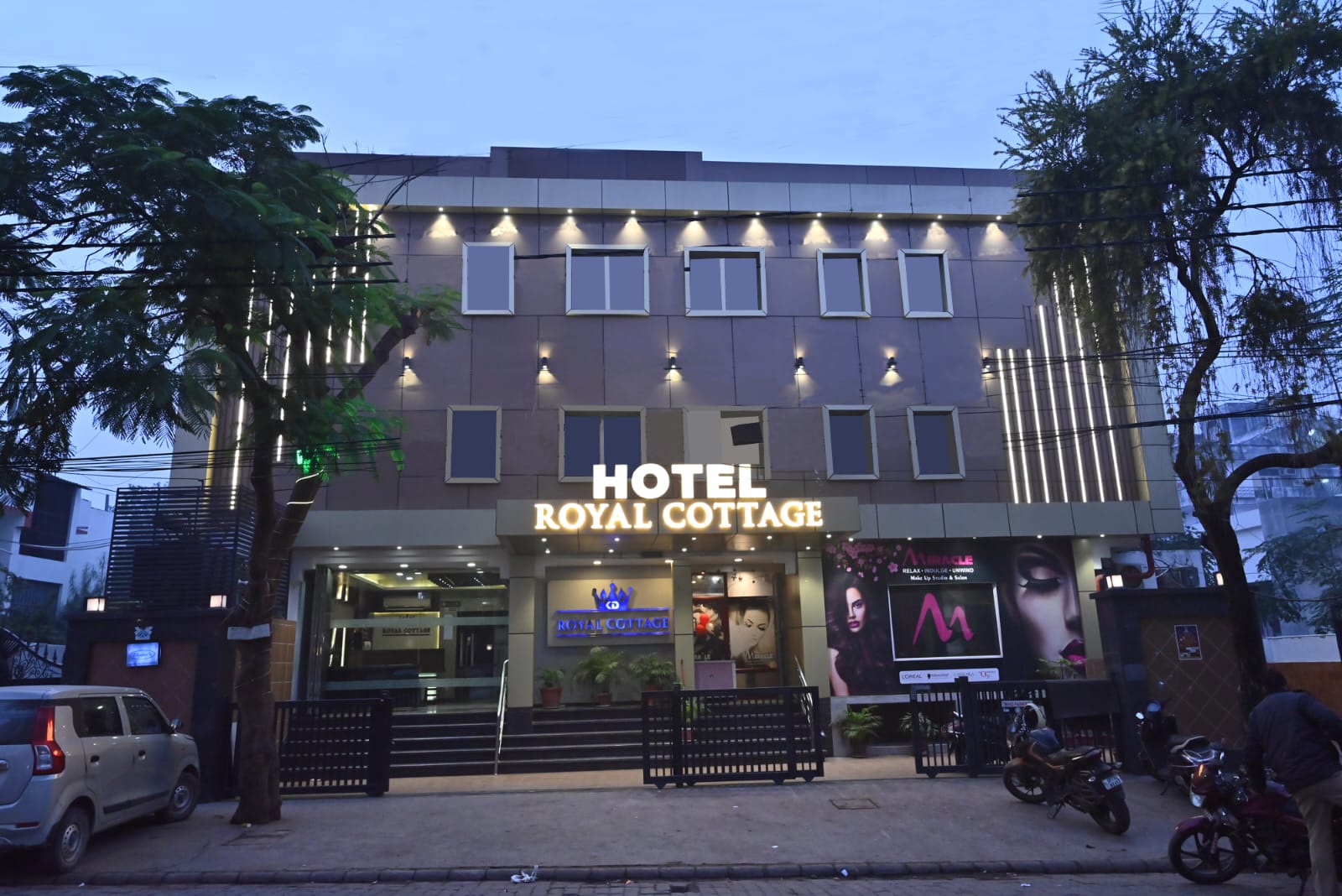 Hotel Royal Cottage