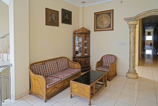 Hotel O Wisma Empat Lima Syariah