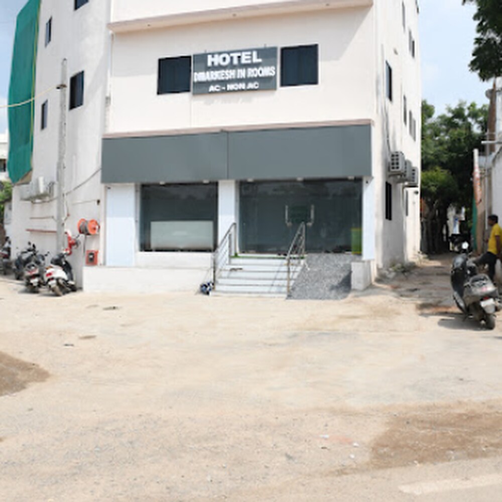 Hotel Dwarkesh