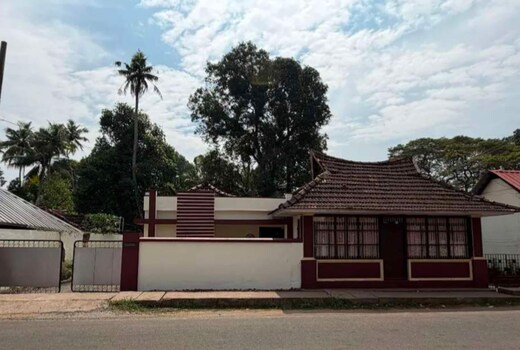 Le Stories Heritage Home