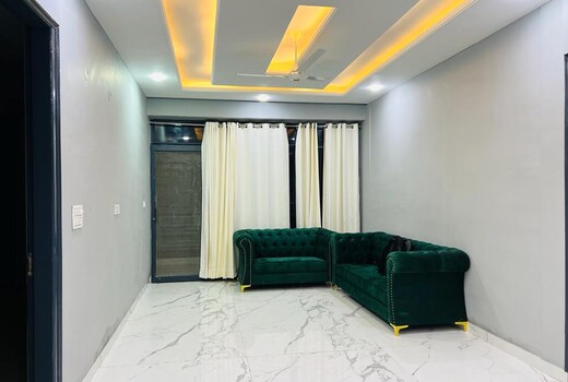 HILL CREST APARTMENT