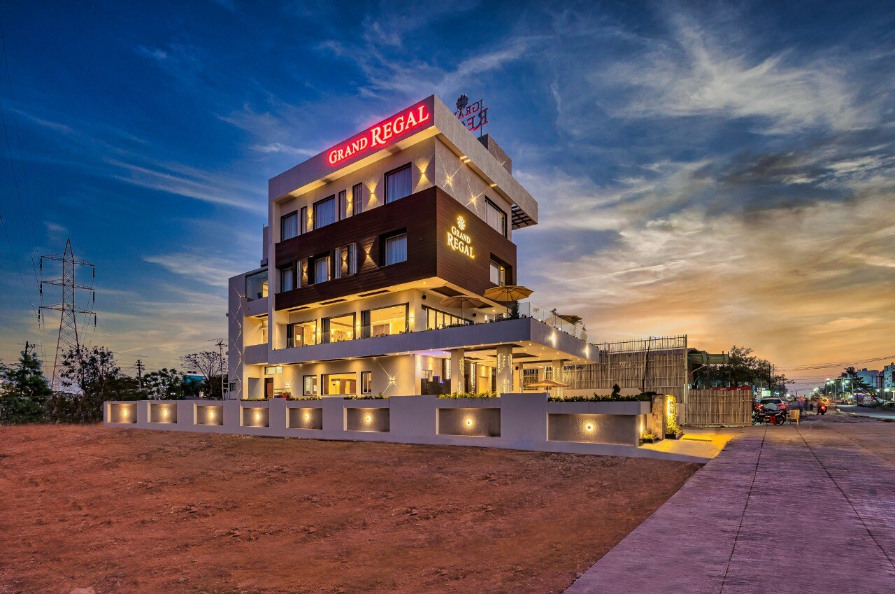 Grand Regal