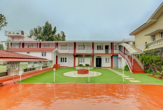 Treebo Atithi Bhavan, 1 Km From Ooty Lake
