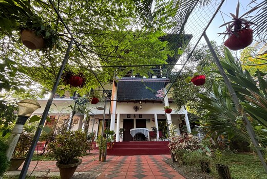 Marari Charlys Homestays
