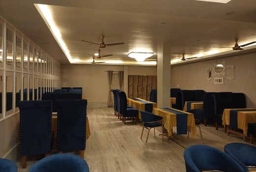 Hotel Anand -1.5km from Jhansi railway station