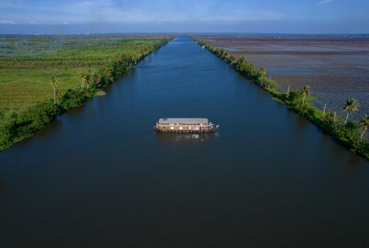Kerala Nature Houseboat by Coco floatel