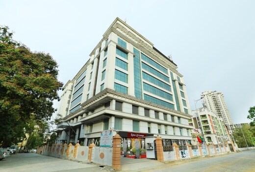 The Byke Select - Suraj Plaza Pure Veg Hotel | (Pan India Pure Veg Hotel Chain)