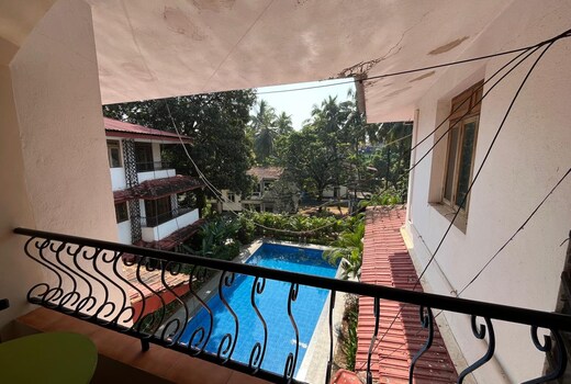 Villa Scente 121 with pool