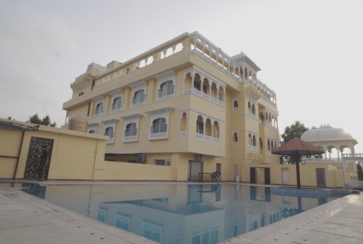 Dream Hill Resort