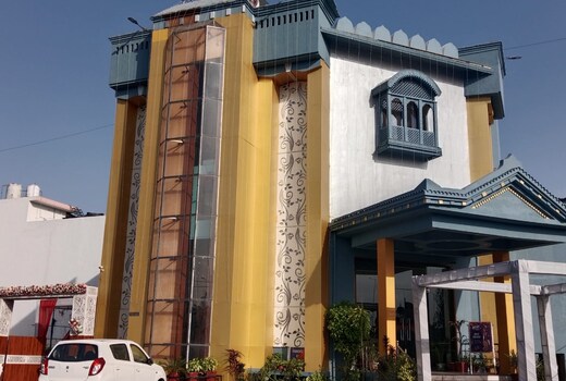 Hotel Ganges Rivera opposite Ganga Ghat