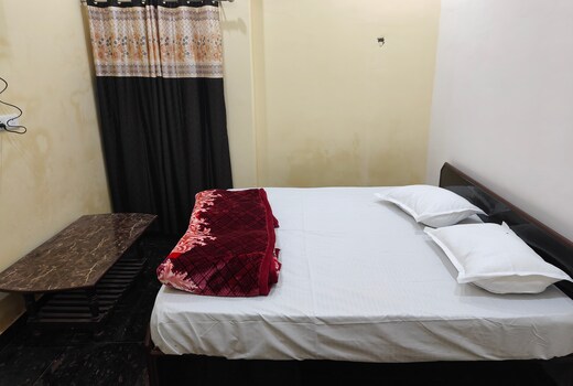 Sky Inn Paying Guest House