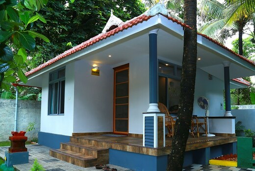 Thayyil Farm Villa Kochi
