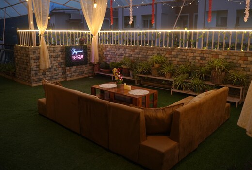 The Mussoorie Glow- Entire 3BHK Penthouse
