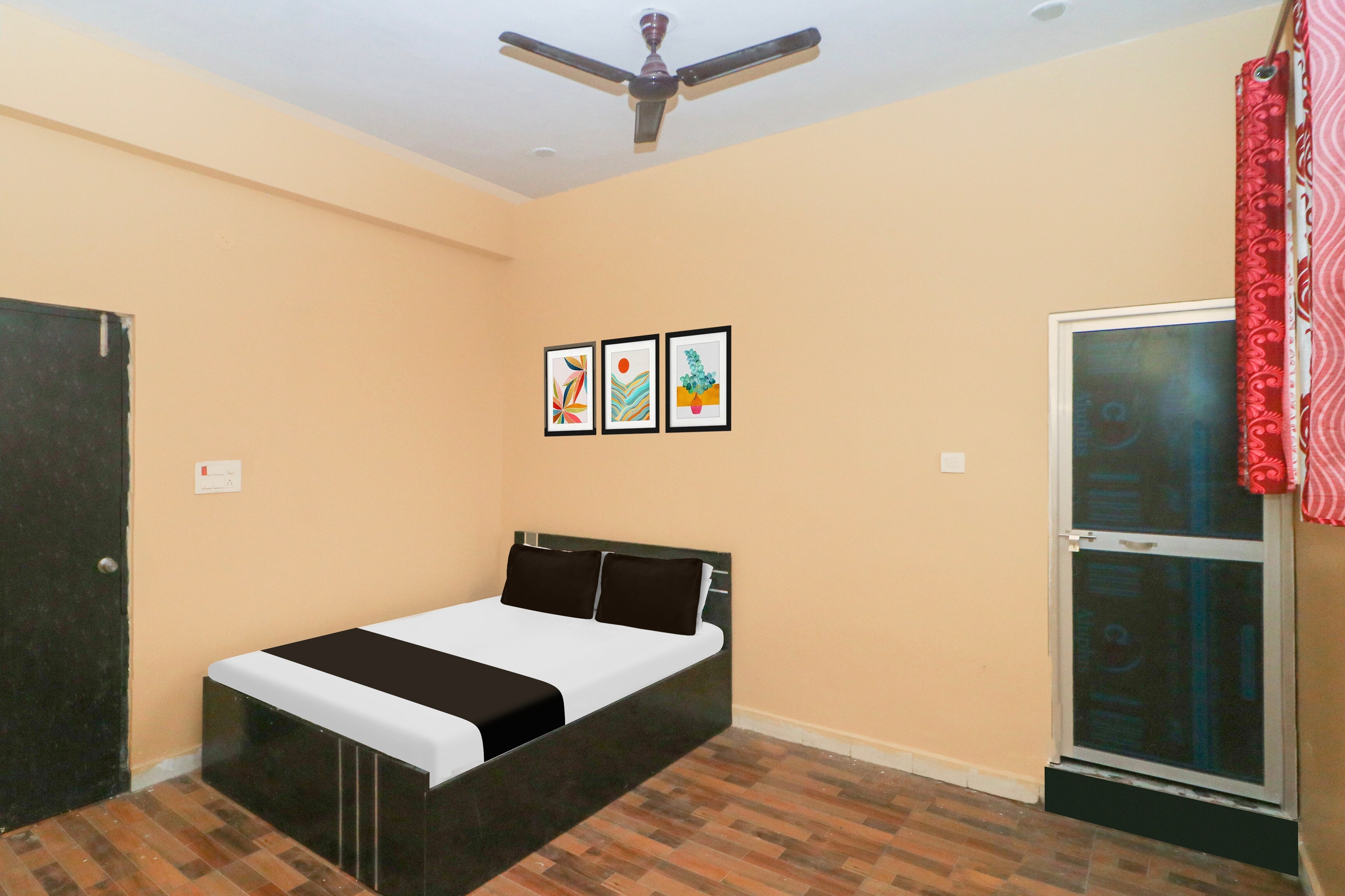 Hotel O by OYO Rajveer Hotel