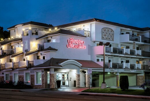 Hampton Inn & Suites by Hilton Hermosa Beach